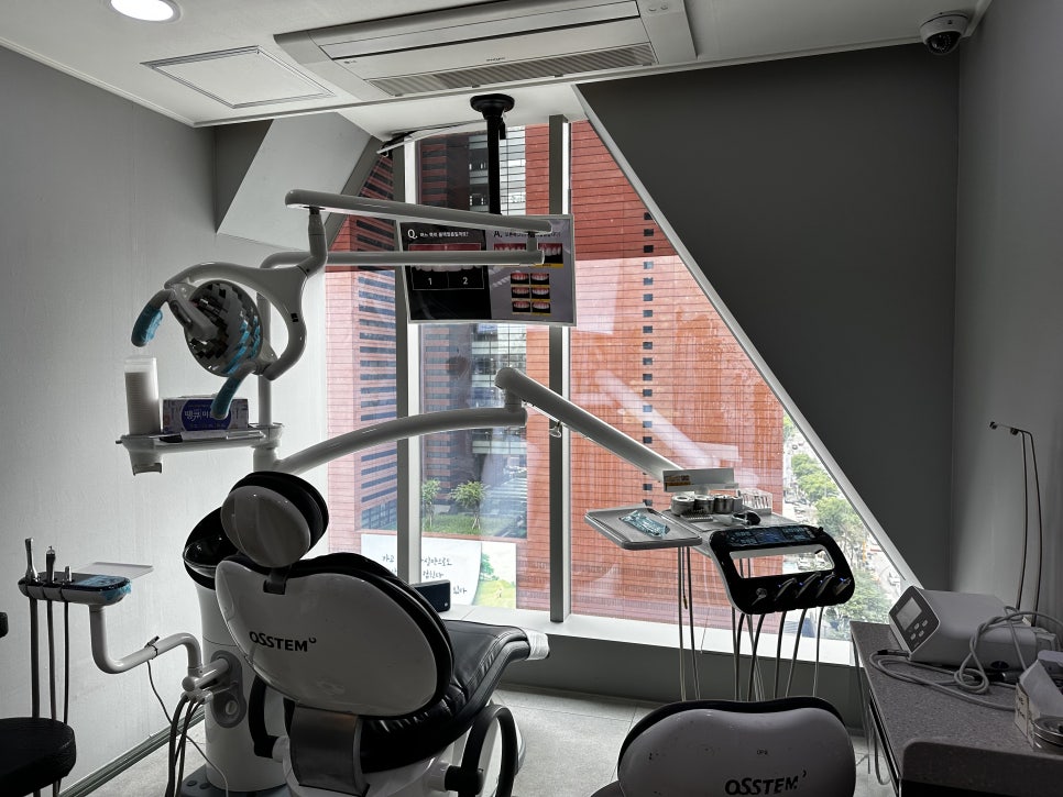 치료목적으로 진행되는 치아교정과 무삭제라미네이트 관련 이미지 7