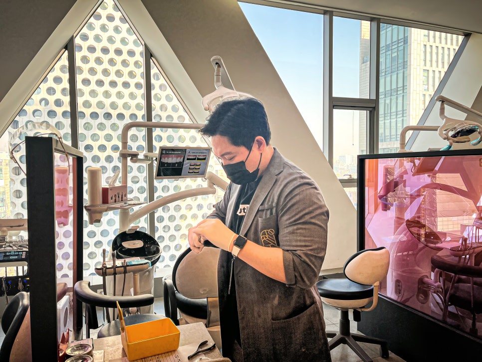 라미네이트잘하는곳 2D치과 김현모대표님 인터뷰 관련 이미지 5