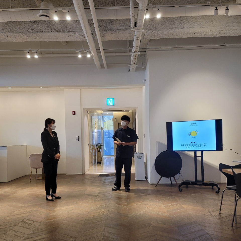 투디치과 8월 전체회의 현장속으로! 관련 이미지 6