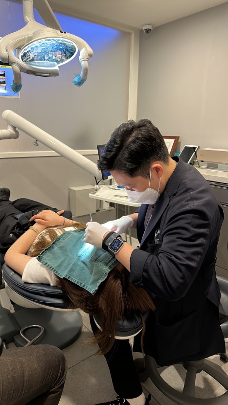 치아변색 치아착색 고민해결은 무삭제라미네이트 블랙필름 관련 이미지 4