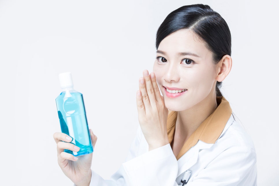 구강청결제 사용, 주의할 점과 올바른 활용법은? 관련 이미지 2