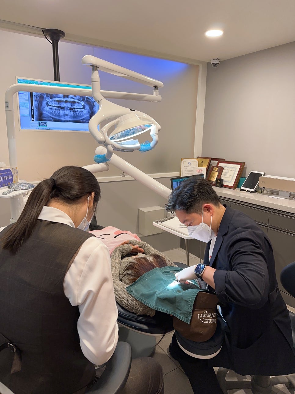 무삭제라미네이트잘하는곳 치아성형 2D치과 블랙필름 관련 이미지 3