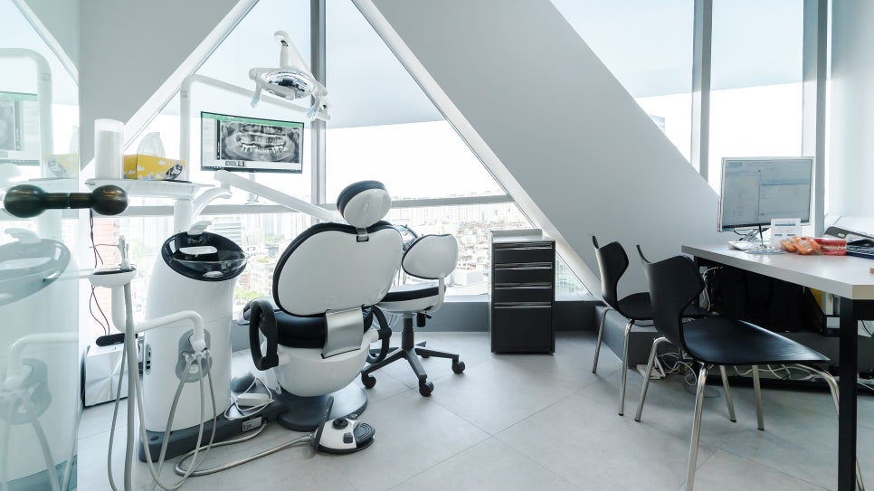 [신논현역]  인테리어가 돋보이는 이색적인 2D치과 관련 이미지 11