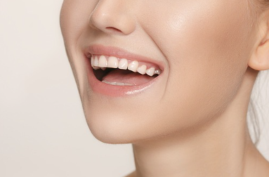 치료목적으로 진행되는 치아교정과 무삭제라미네이트 관련 이미지 2