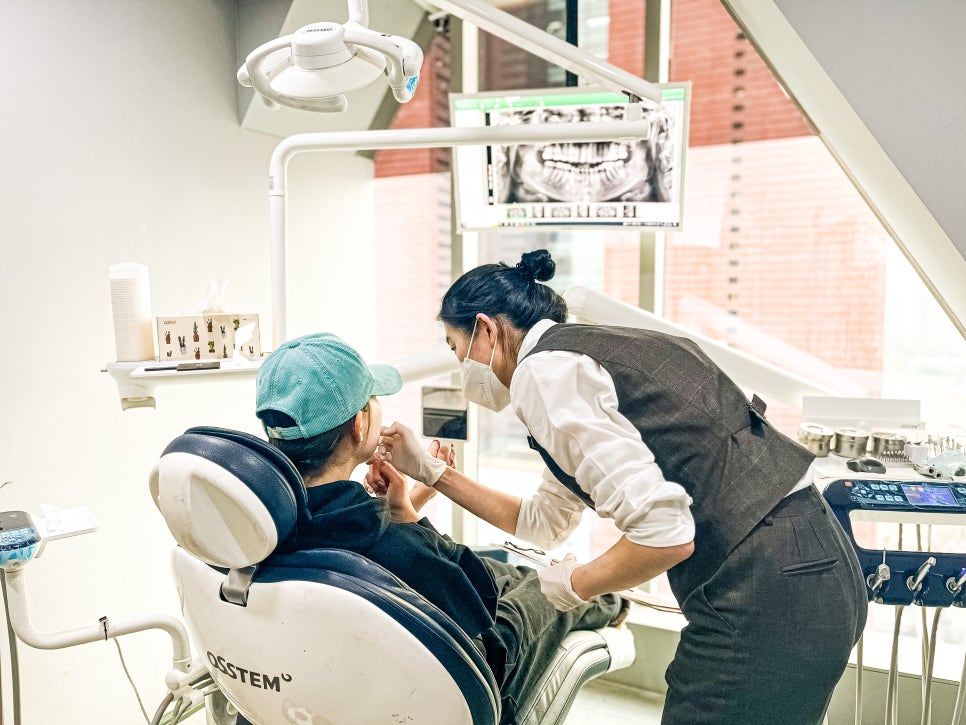 라미네이트잘하는곳 2D치과 김현모대표님 인터뷰 관련 이미지 12