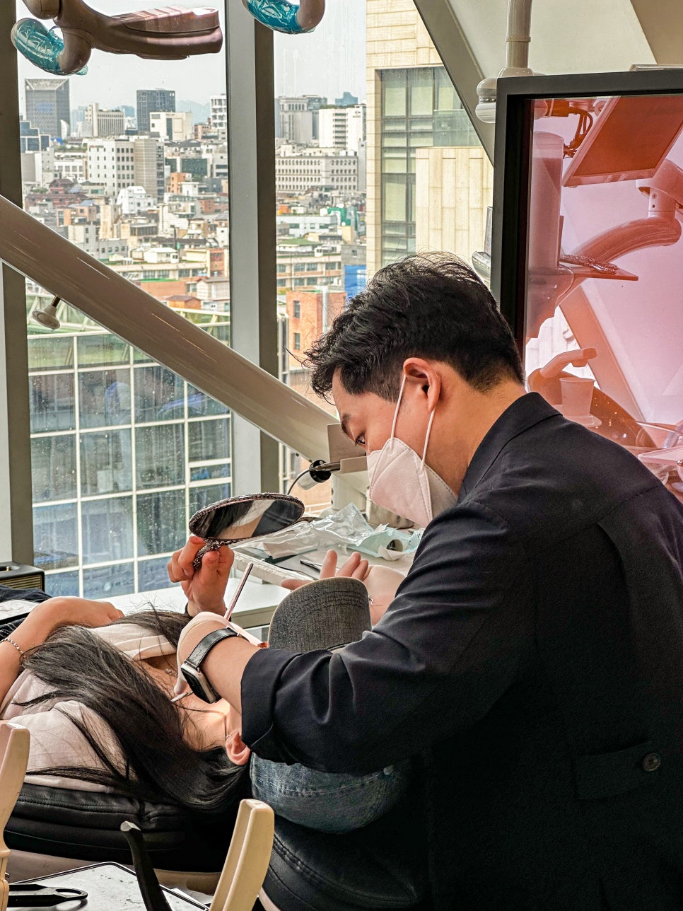 연예인라미네이트 균일하고 하얀치아를 원한다면 블랙필름 관련 이미지 6