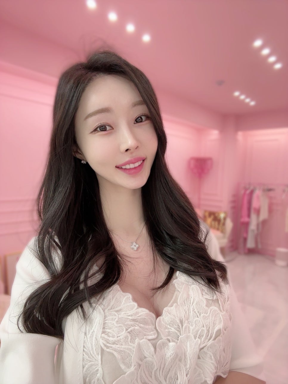 연예인라미네이트 치아삭제단점 보완한 치아삭제 없는 블랙필름 관련 이미지 5