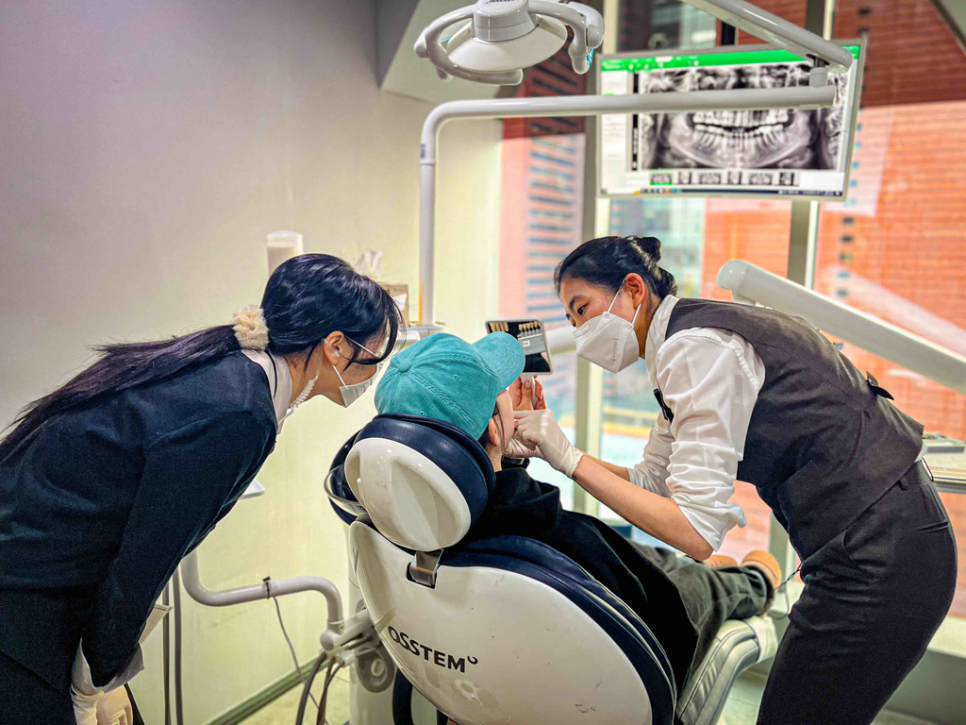 연예인라미네이트 무삭제로 잘하는 2D치과 관련 이미지 4