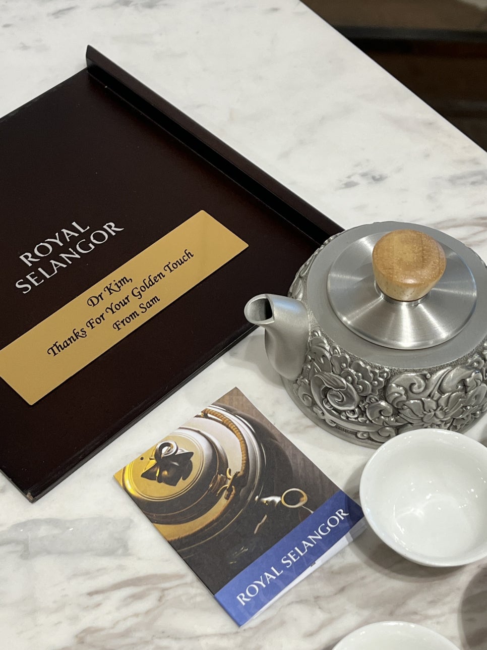 해외에서도 방문해주시는 앞니중심 심미치과 2D치과 관련 이미지 2