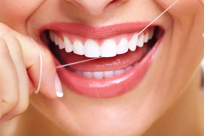 [2D치과 치아상식] 올바른 치실 사용법 관련 이미지 2