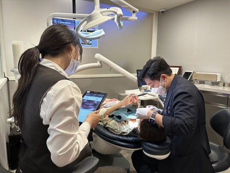 치아변색 치아착색 고민해결은 무삭제라미네이트 블랙필름 관련 이미지 11