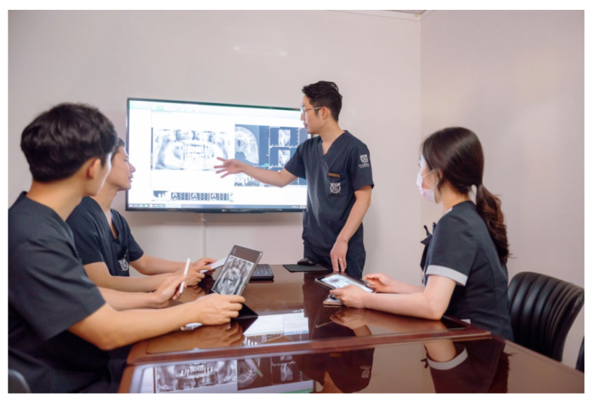 치아미백 효과? 누구나 같은 결과가 나오는 건 아닙니다. 관련 이미지 8