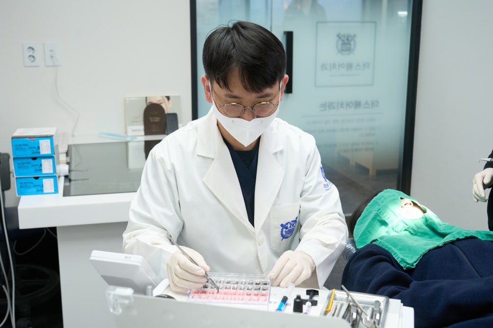 앞니부분 교정 비용, 가격보다 먼저 확인해야 할 기준 관련 이미지 6