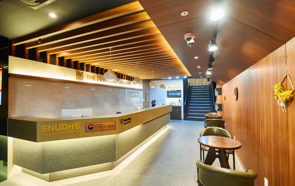 앞니 벌어짐 레진&middot;보철&middot;교정? 상황별 적용 기준을 정리했습니다 관련 이미지 8