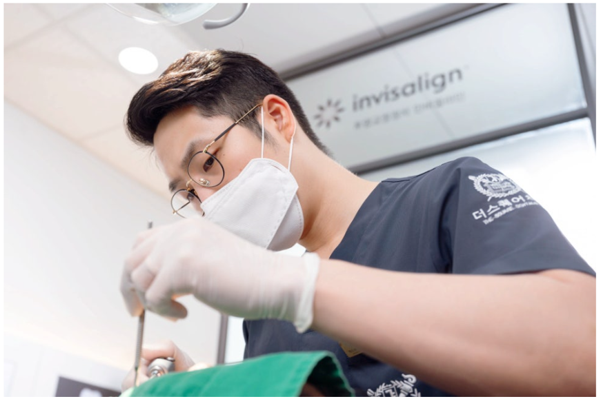 앞니사이벌어짐, 1mm의 선택이 인상을 좌우합니다. [레진빌드업치과] 관련 이미지 4