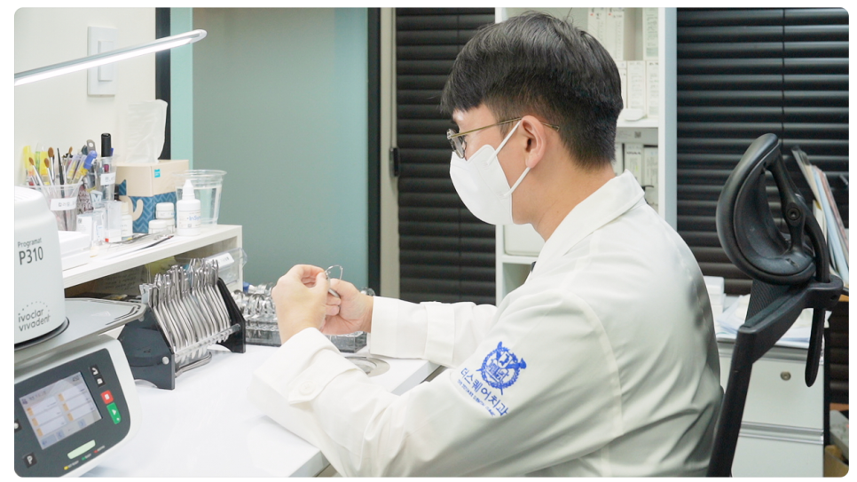 반대교합교정, &lsquo;ㅅㄱ&rsquo;를 놓치면 선택지가 줄어듭니다. 관련 이미지 5