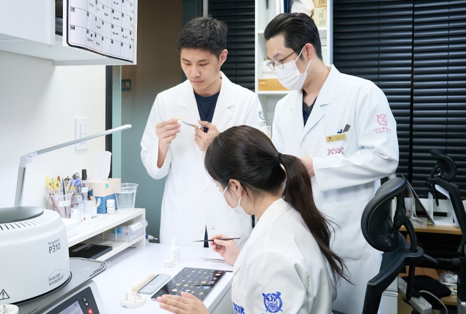 "잇몸이아파요" 피가 안 나는데 왜 욱신거릴까요? 관련 이미지 4