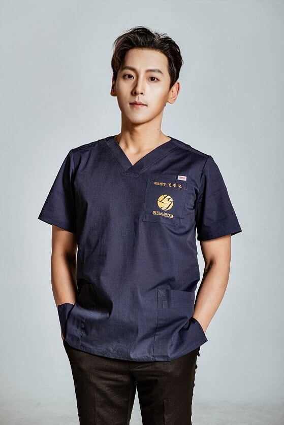 통합치의학 전문의 전진모 대표원장 약력 및 인사말 관련 이미지 1