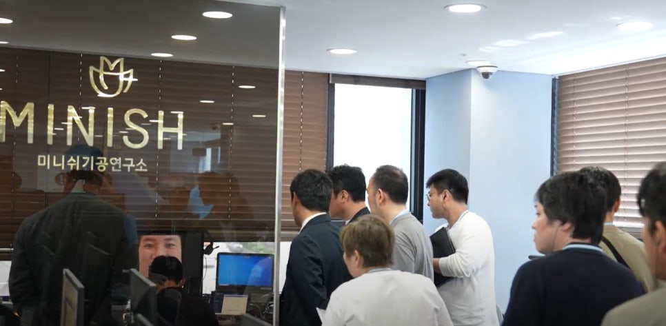 삼성 네이버 찾은 후나이 종합연구소 시찰단, 미니쉬치과병원 방문…日 진출 청신호 관련 이미지 10