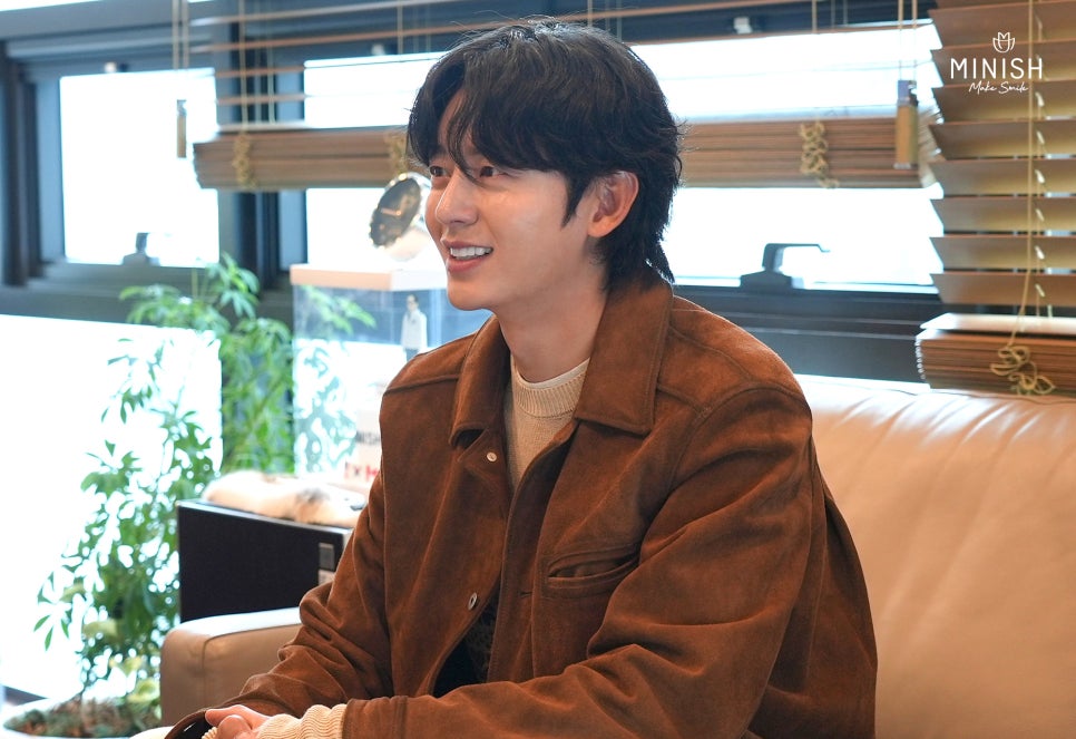 Actor Lee Ji-hoon’s Minish Review &ldquo;My Pronunciation and Smile Feel Much More Comfortable&rdquo; image 3