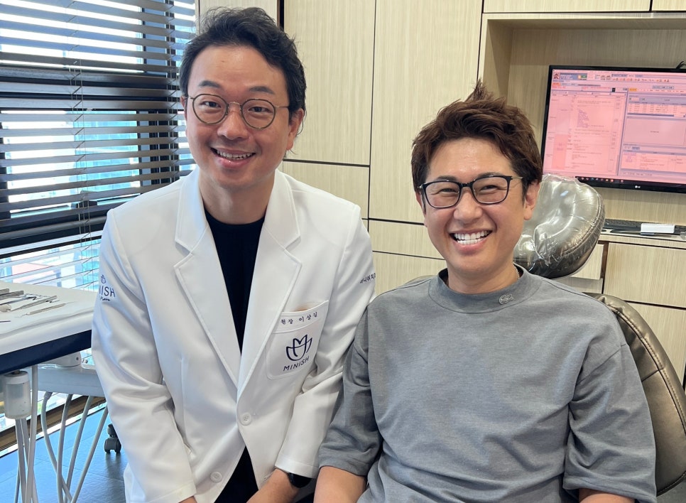 Minish Chosen by Japanese Dentists: Discoloration and Front Tooth Concerns Resolved at Once image 4
