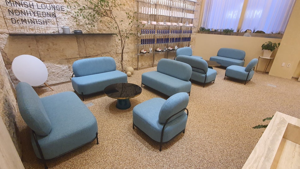 Premium Services at Minish Dental Hospital, a Private 14-Story Building in Nonhyeon That Is on a Different Level from a General Dental Clinic image 5