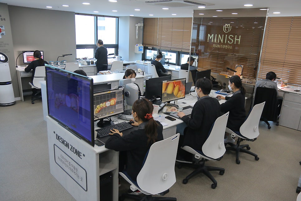 Premium Services at Minish Dental Hospital, a Private 14-Story Building in Nonhyeon That Is on a Different Level from a General Dental Clinic image 9