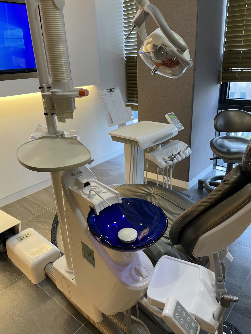 치아 착색 관리 새하얀 치아로 돌아가고 싶다면 관련 이미지 6