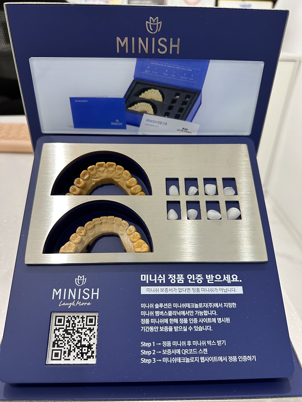 What’s the Difference Between Cosmetic Veneers and Treatment-Oriented Minishe? image 8