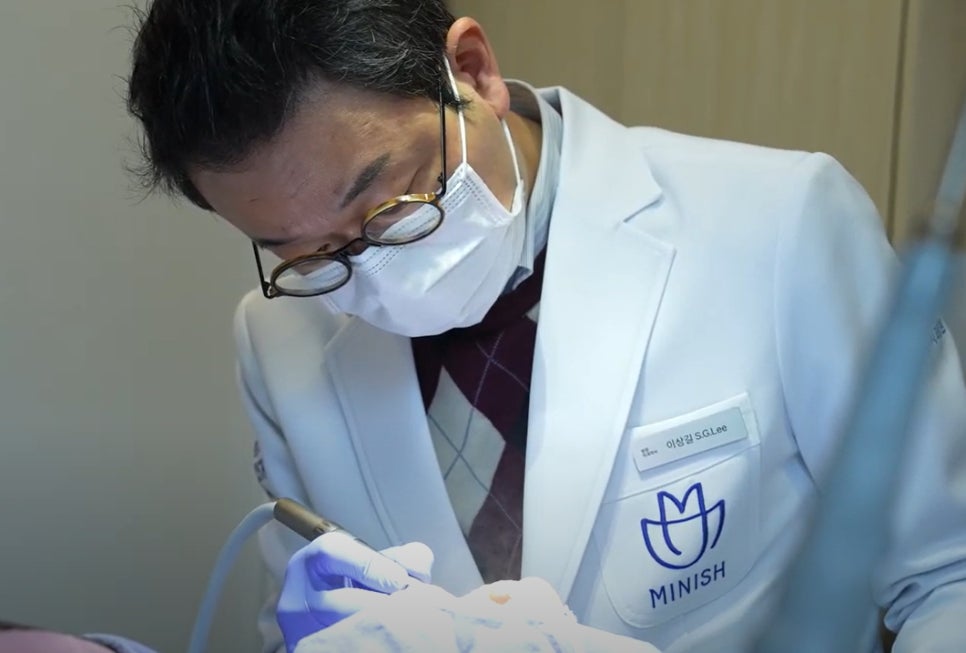 암 극복 후 마주한 치아 부식, 크라운 대신 미니쉬를 선택한 이유는? 관련 이미지 6