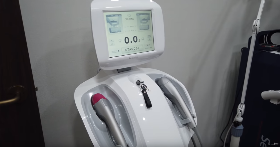 해외 뷰티 유투버 Natural Kaos 방문 및 시술 관련 이미지 9