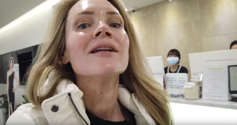 해외 뷰티 유투버 Natural Kaos 방문 및 시술 관련 이미지 13