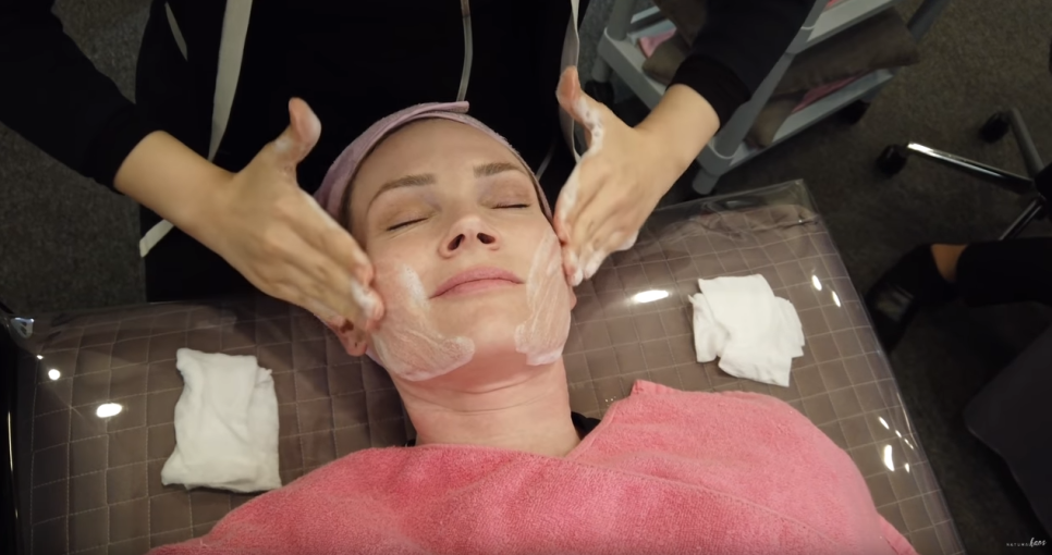 해외 뷰티 유투버 Natural Kaos 방문 및 시술 관련 이미지 8