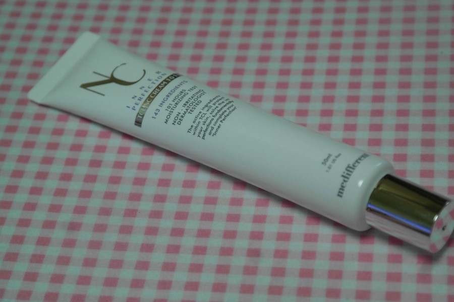 수분크림의 보습력과 에센스 장점을 모아놓은 메디프런트 티씨엘 엔씨크림 101 관련 이미지 6