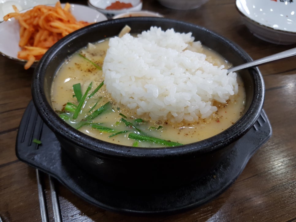 간만에 먹은 순대국에 감동 ㅎㅎ 관련 이미지 4