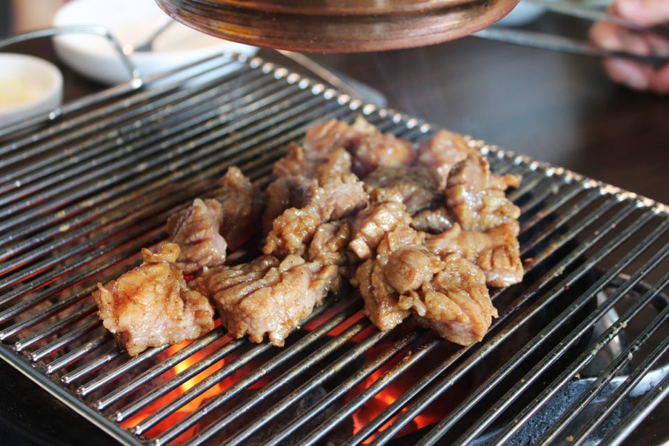 동탄 돼지갈비 맛집 냄새 맡고 그냥 지나치기 어려운 갈비꽃 관련 이미지 24