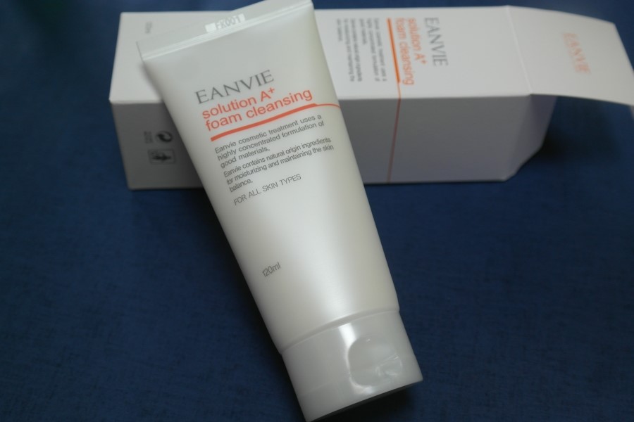여드름 세안이 걱정 될 때는 엔비 솔루션 에이플러스 폼클렌징 관련 이미지 3