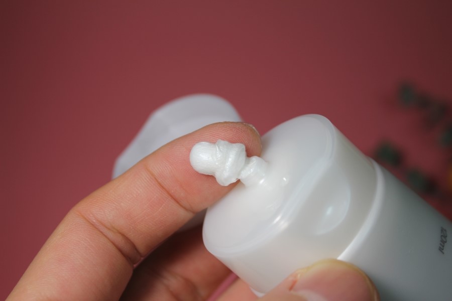 여드름피부에 좋은 엔비 솔루션 에이플러스 폼클렌징 관련 이미지 7