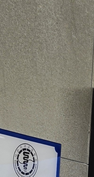 앞니 신경치료 크라운 까지 해야할 상황이라면 관련 이미지 25