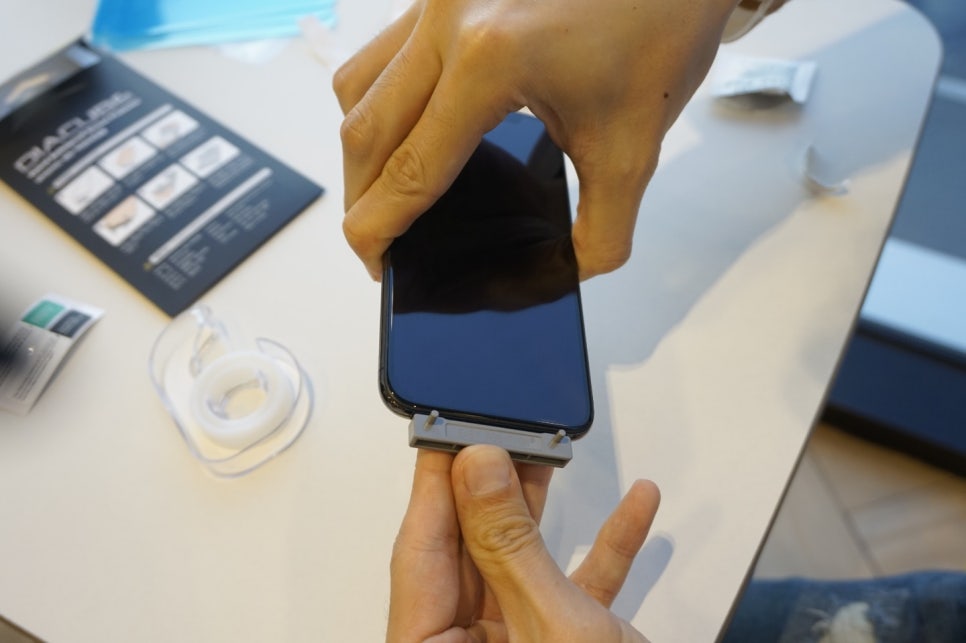 아이폰x 액정보호필름 초보자들도 쉽고 깔끔하게! 관련 이미지 5