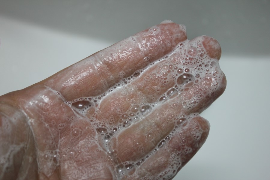 여드름피부에 좋은 엔비 솔루션 에이플러스 폼클렌징 관련 이미지 8