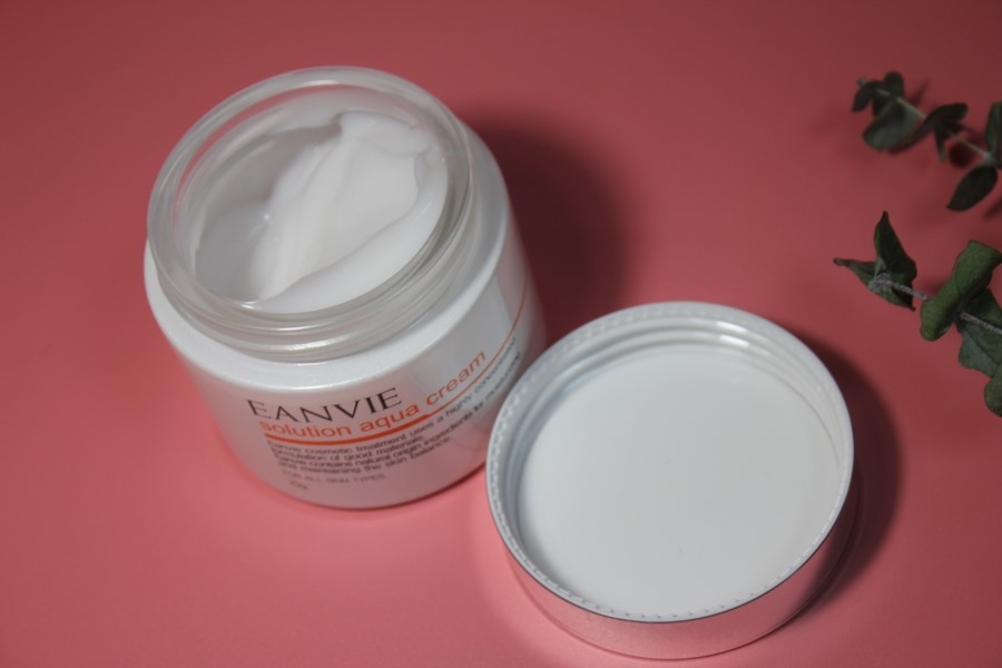 병풀추출물이 들어가 진정 보습에 좋은 엔비 솔루션 아쿠아 크림 관련 이미지 10