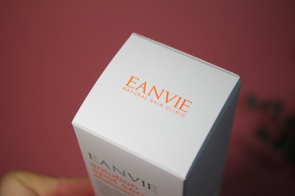 칙칙한 피부에 생기를 넣어주는 엔비솔루션 스팟 세럼 관련 이미지 5