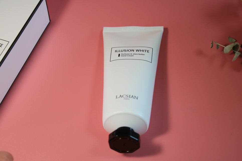여자핸드크림 화이트머스크 엄청 은은하네! 관련 이미지 9
