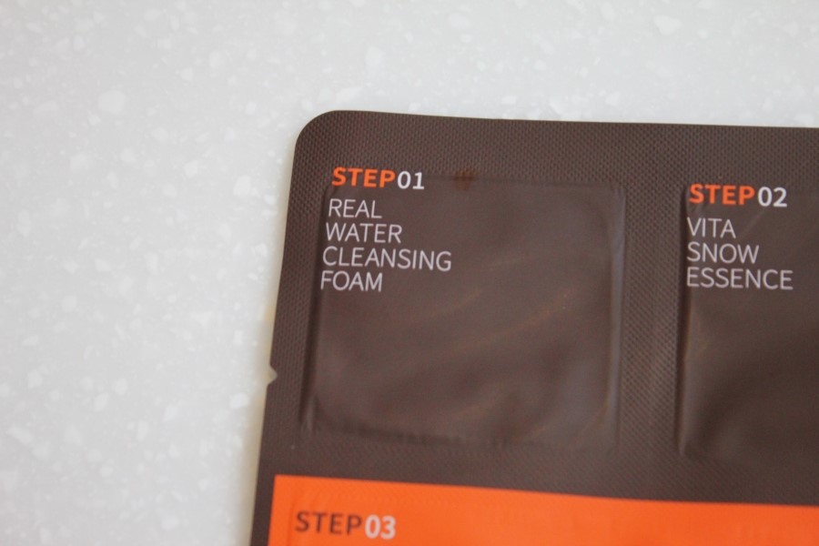 마스크팩추천 비쥬얼부터 럭셜한 제이준 블랙 물광 마스크 관련 이미지 3