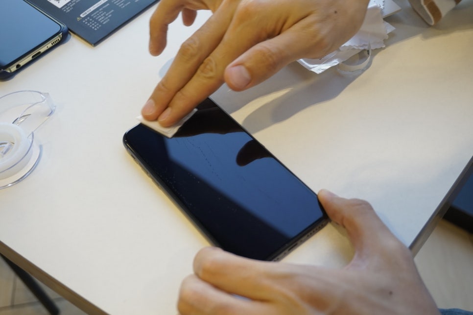 아이폰x 액정보호필름 초보자들도 쉽고 깔끔하게! 관련 이미지 2