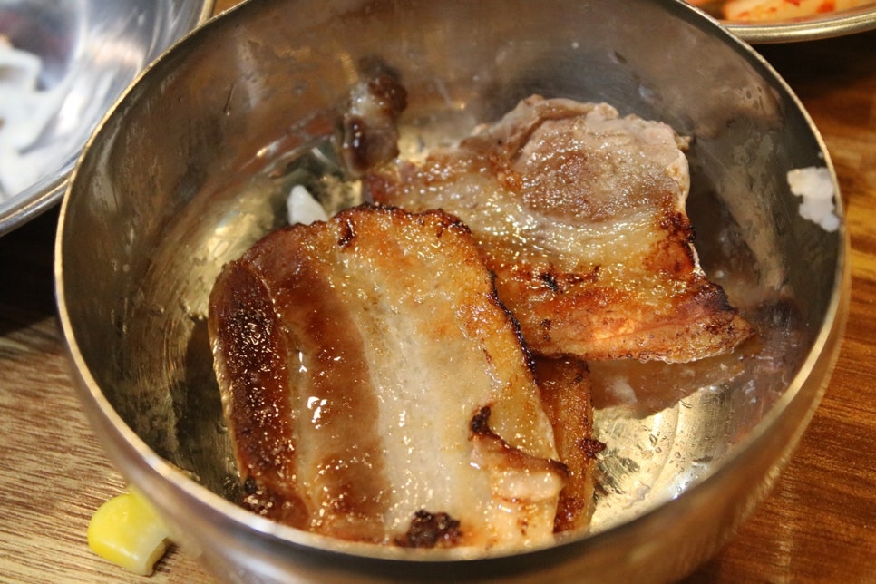 수원 호매실 맛집 줄서 먹는 이유가 있는 솔이네 칠보삼겹살 관련 이미지 26