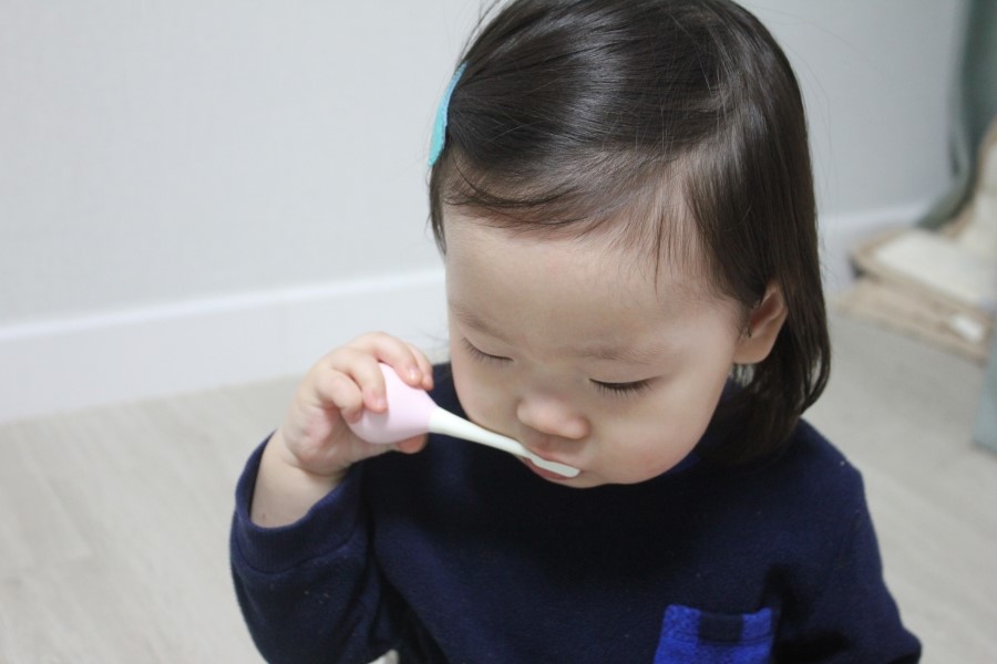 아기치약 즐겁게 배우는 양치습관 이렇게 따라해보세요 관련 이미지 16