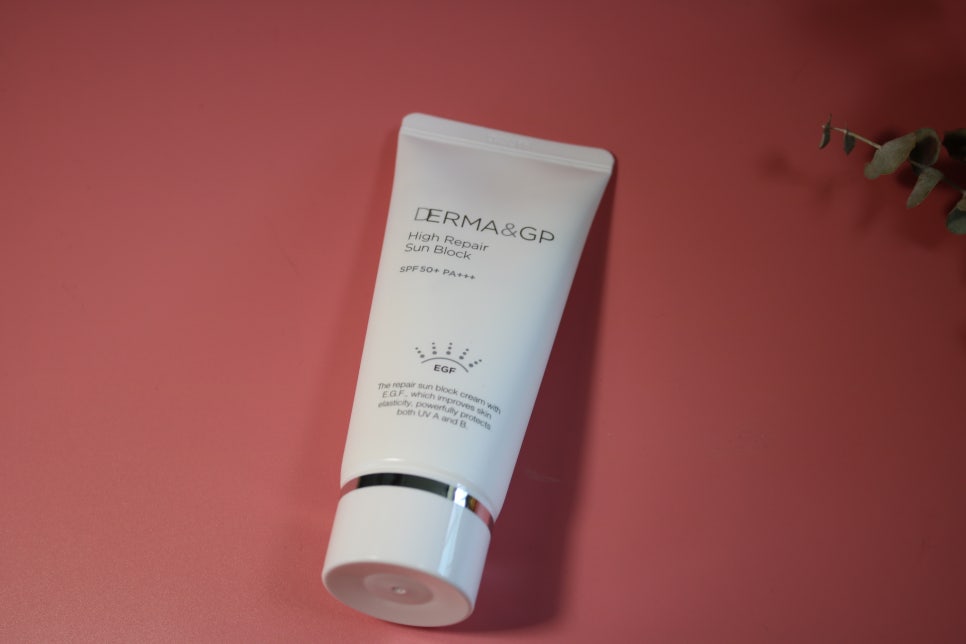 촉촉한 선크림 써보면 놀라는 더마앤지피 하이리페어 선블럭 후기 관련 이미지 12