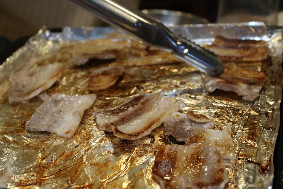 수원 호매실 맛집 줄서 먹는 이유가 있는 솔이네 칠보삼겹살 관련 이미지 25